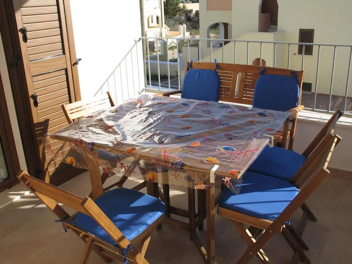 Apartament Domo Peonia Orosei